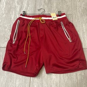 MNML basketball shorts size medium new with tags